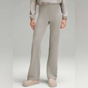 Lululemon Brushed Softstreme Ribbed Zip Flare NWT, Riverstone Color Size 4